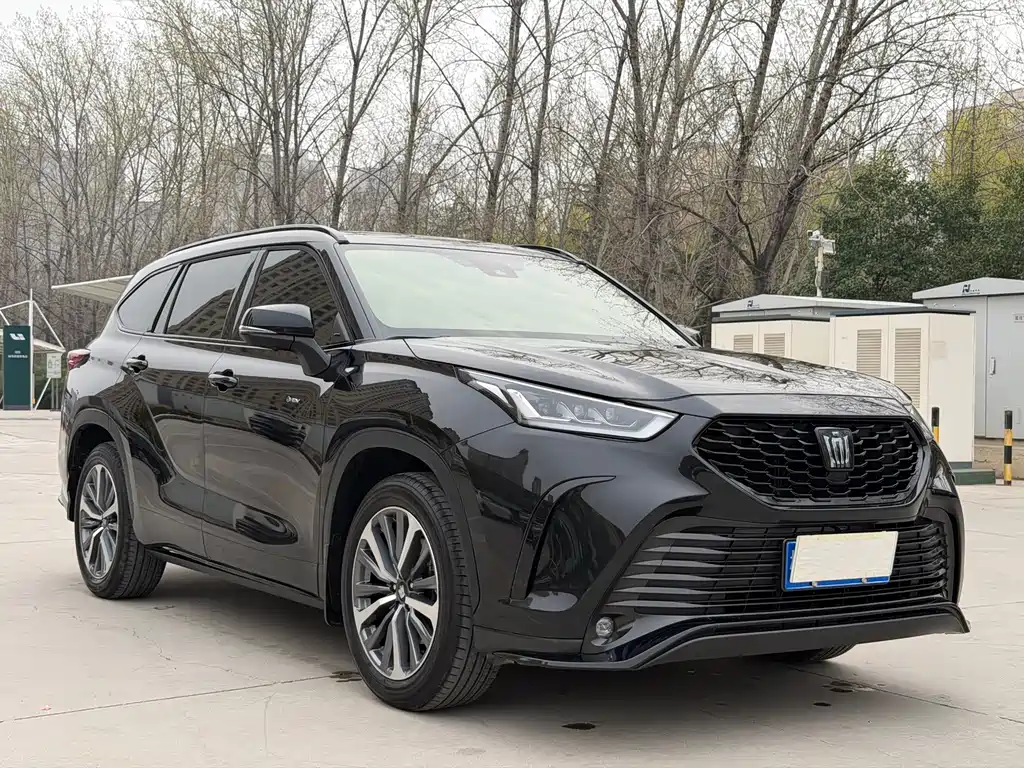 Crown Lufang 2024 2.5L HEV four-wheel drive luxury version купить на сайте DeffCars