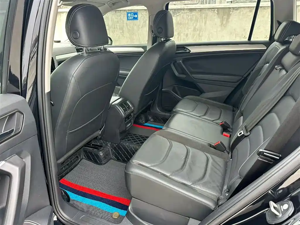 Tiguan L 2021 330TSI automatic two-wheel drive smart version купить на сайте DeffCars