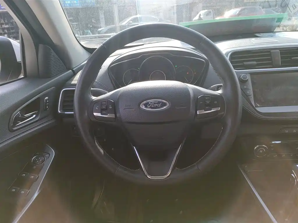 Forex 2019 facelift 1.5L automatic enjoyment type National VI купить на сайте DeffCars