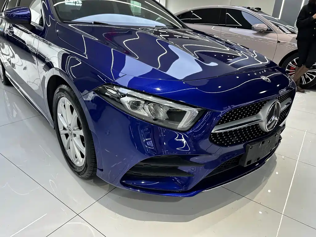 Mercedes-Benz A-Class 2020 Facelift A 200 L Sports Sedan Dynamic Type купить на сайте DeffCars