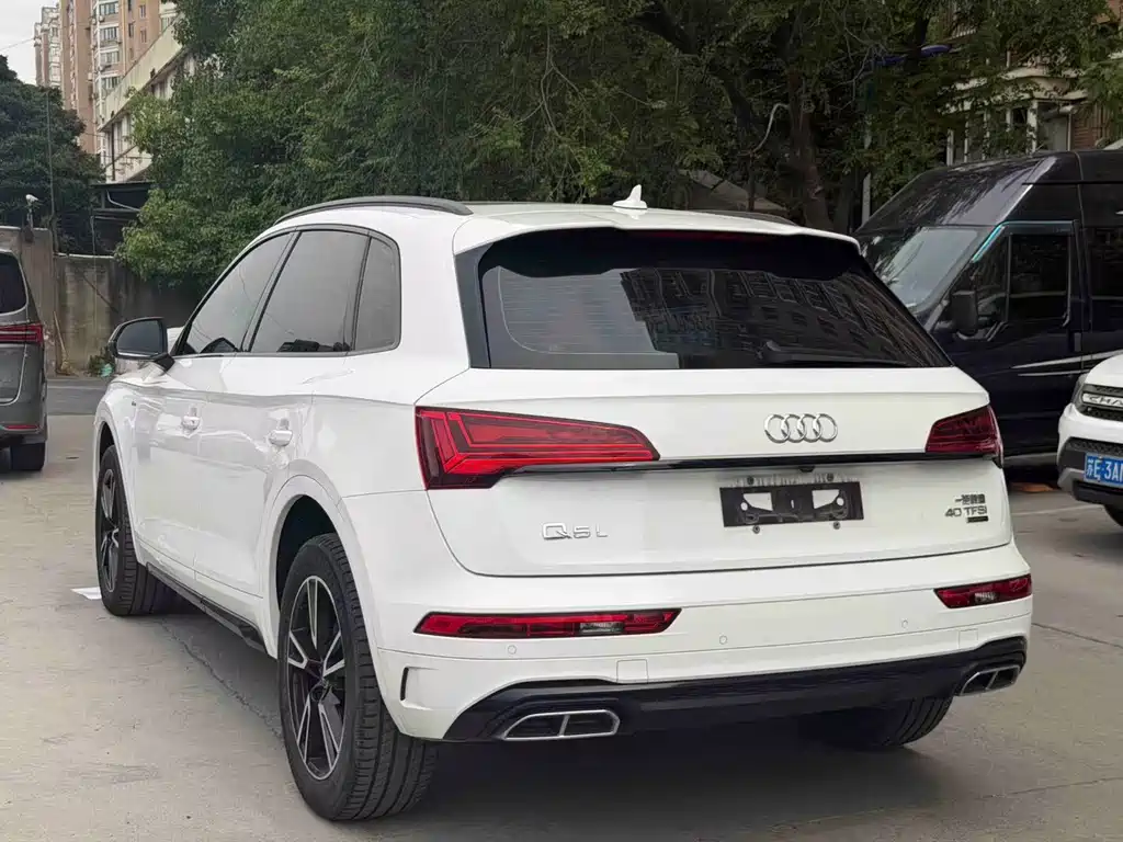 Audi Q5L 2022 40T luxury and dynamic model купить на сайте DeffCars