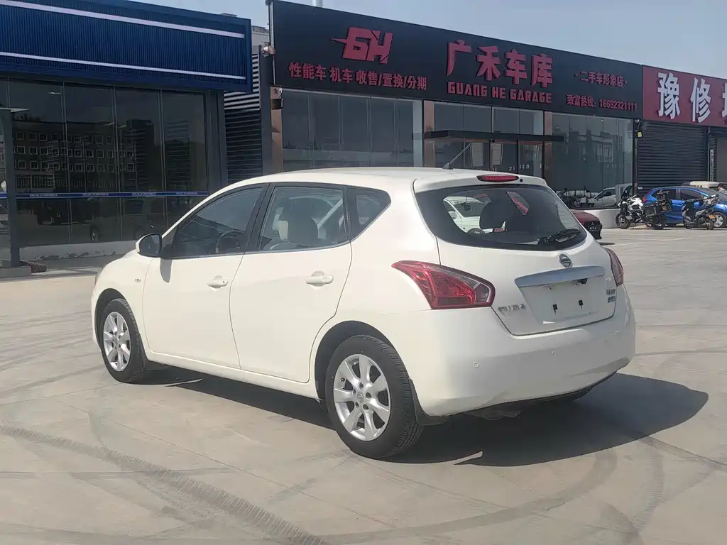 Tiida 2014 1.6L CVT comfort model купить на сайте DeffCars