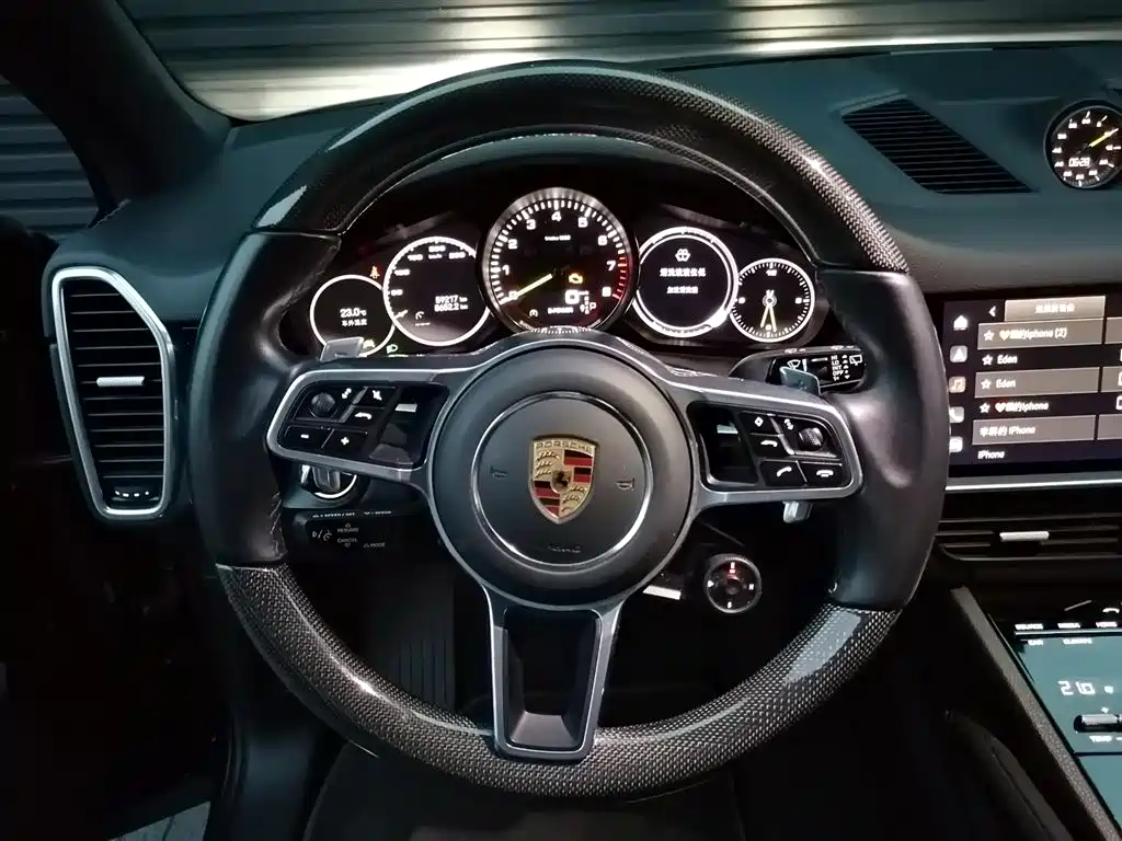 Cayenne New Energy 2023 Cayenne E-Hybrid 2.0T купить на сайте DeffCars