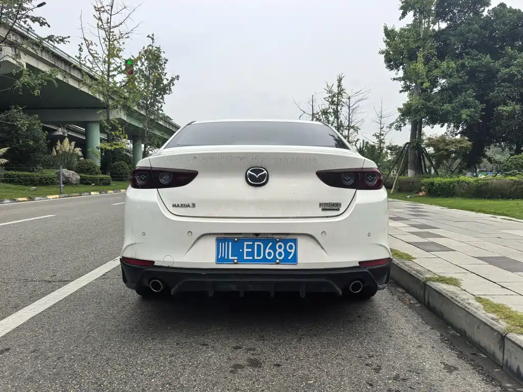 Mazda Axela 2023 2.0L Automatic Engine Edition купить на сайте DeffCars