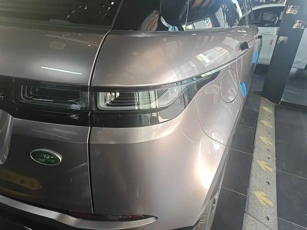 Range Rover Evoque 2022 facelift Evoque L 249PS R-Dynamic Deluxe Edition купить на сайте DeffCars