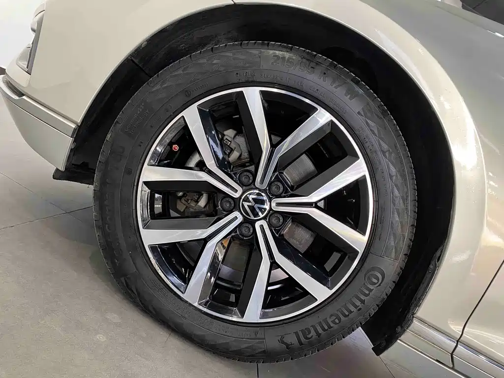 Magotan 2020 330TSI DSG leading model купить на сайте DeffCars