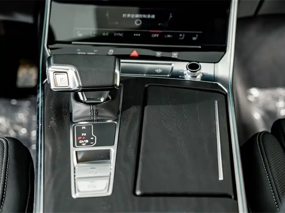 Audi A6L 2024 55 TFSI quattro exclusive dynamic model купить на сайте DeffCars