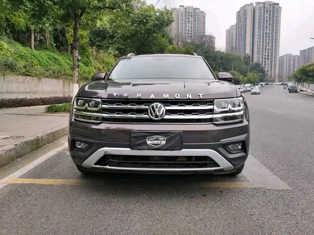 Touron 2019 380TSI four-wheel drive comfort version National VI купить на сайте DeffCars