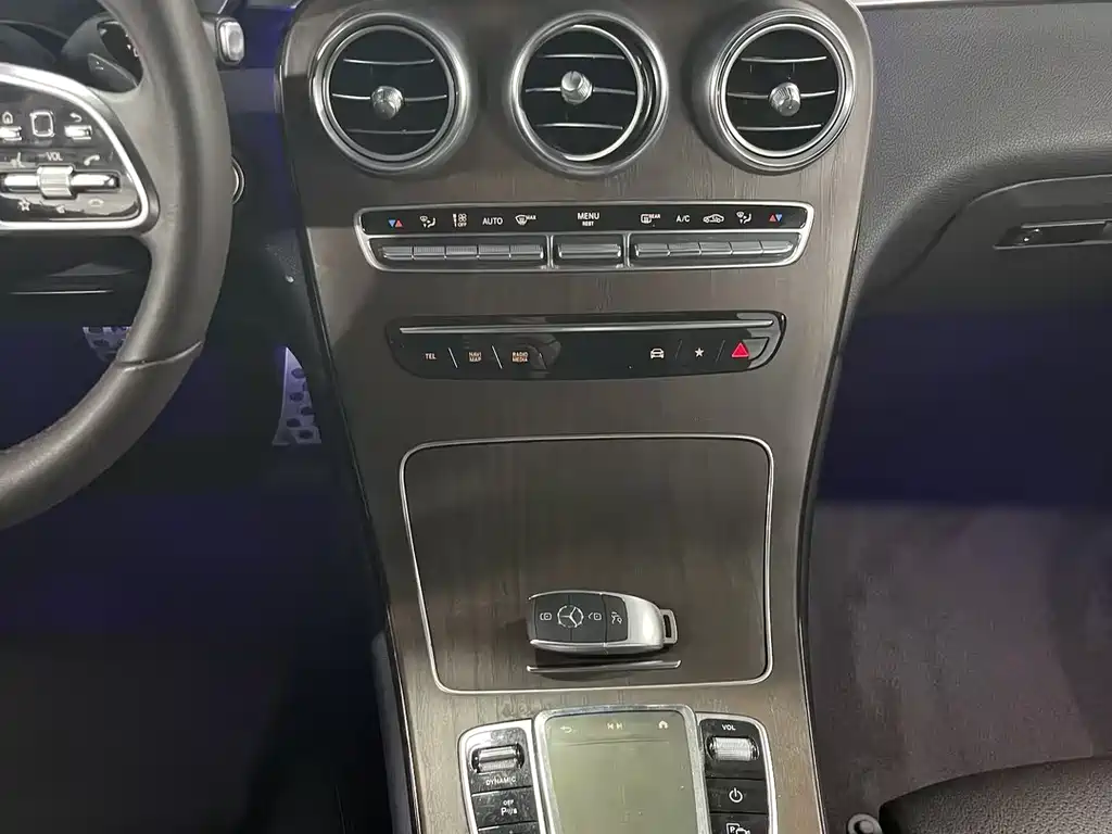 Mercedes-Benz GLC 2022 GLC 260 L 4MATIC luxury model купить на сайте DeffCars