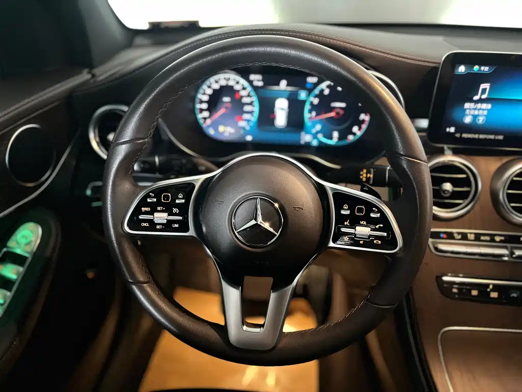 Mercedes-Benz GLC 2022 facelift GLC 300 L 4MATIC Dynamic Edition купить на сайте DeffCars