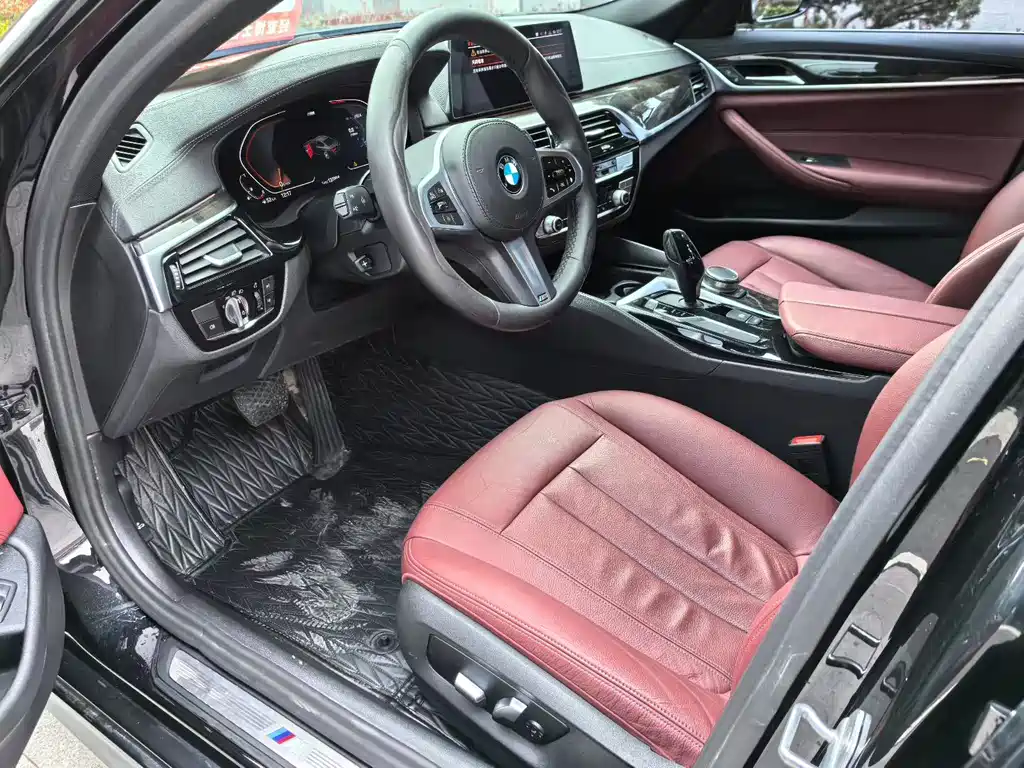 BMW 5 Series 2020 530Li Leading M Sports Package купить на сайте DeffCars