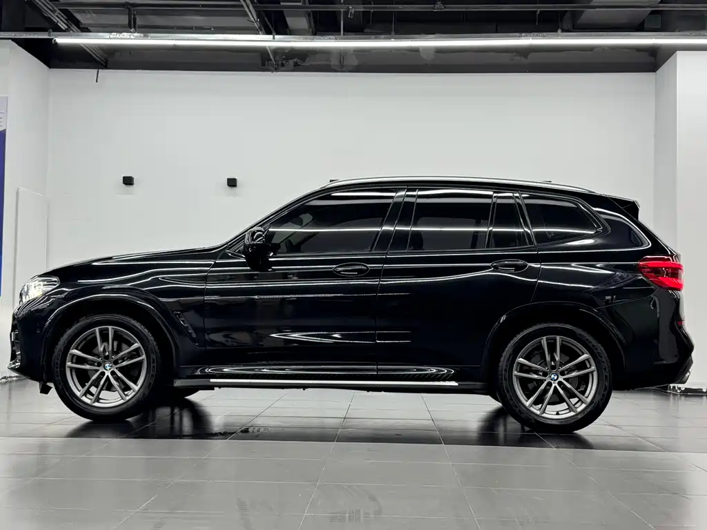 BMW X3 2019 xDrive30i leading M sports package купить на сайте DeffCars