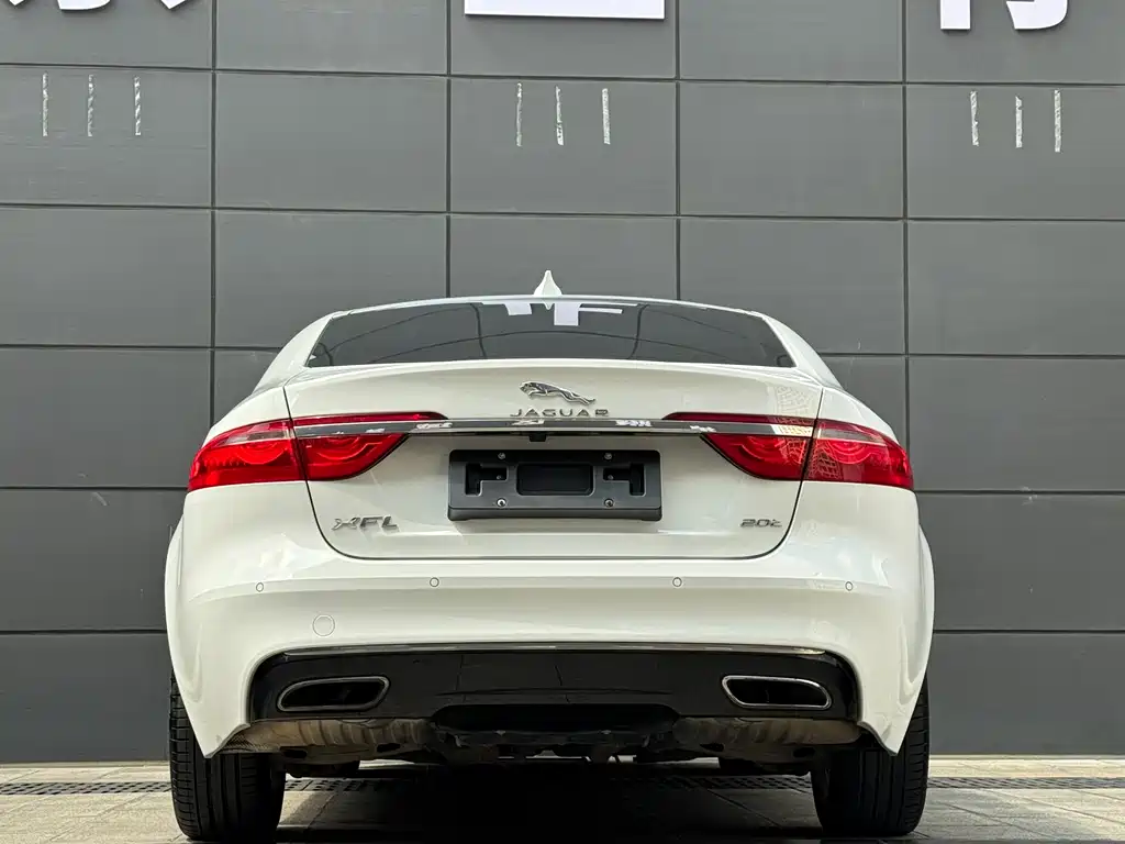 Jaguar XFL 2018 XFL 2.0T 200PS Elite Edition купить на сайте DeffCars