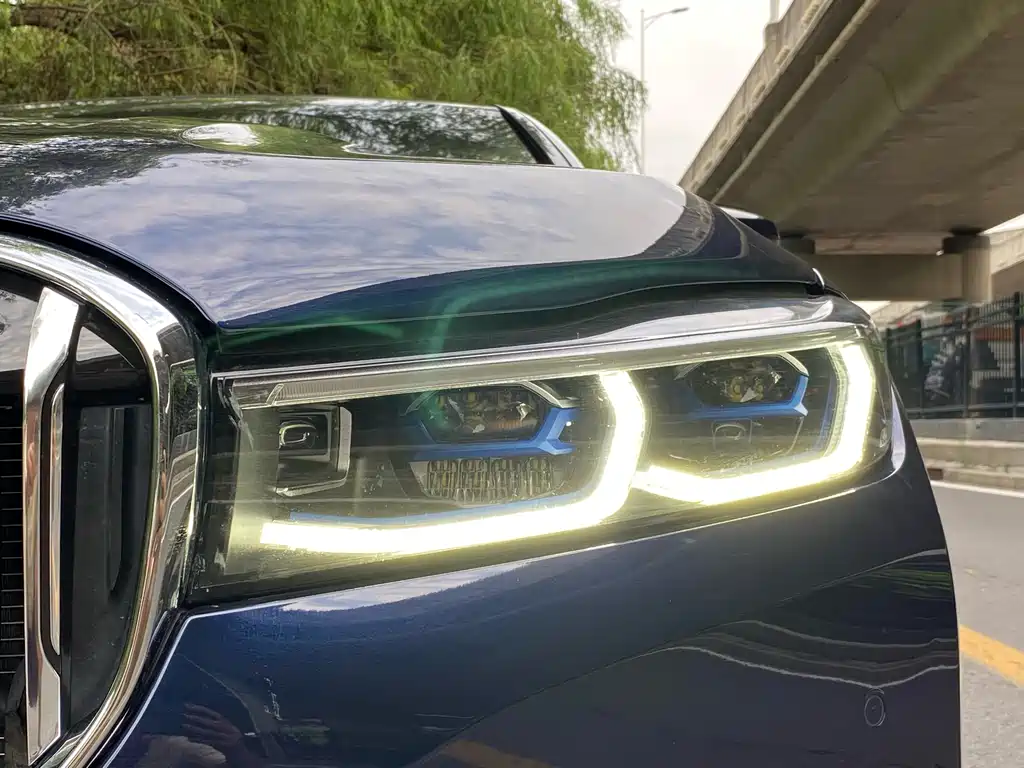 BMW 7 Series 2022 740Li xDrive Executive Luxury Package купить на сайте DeffCars