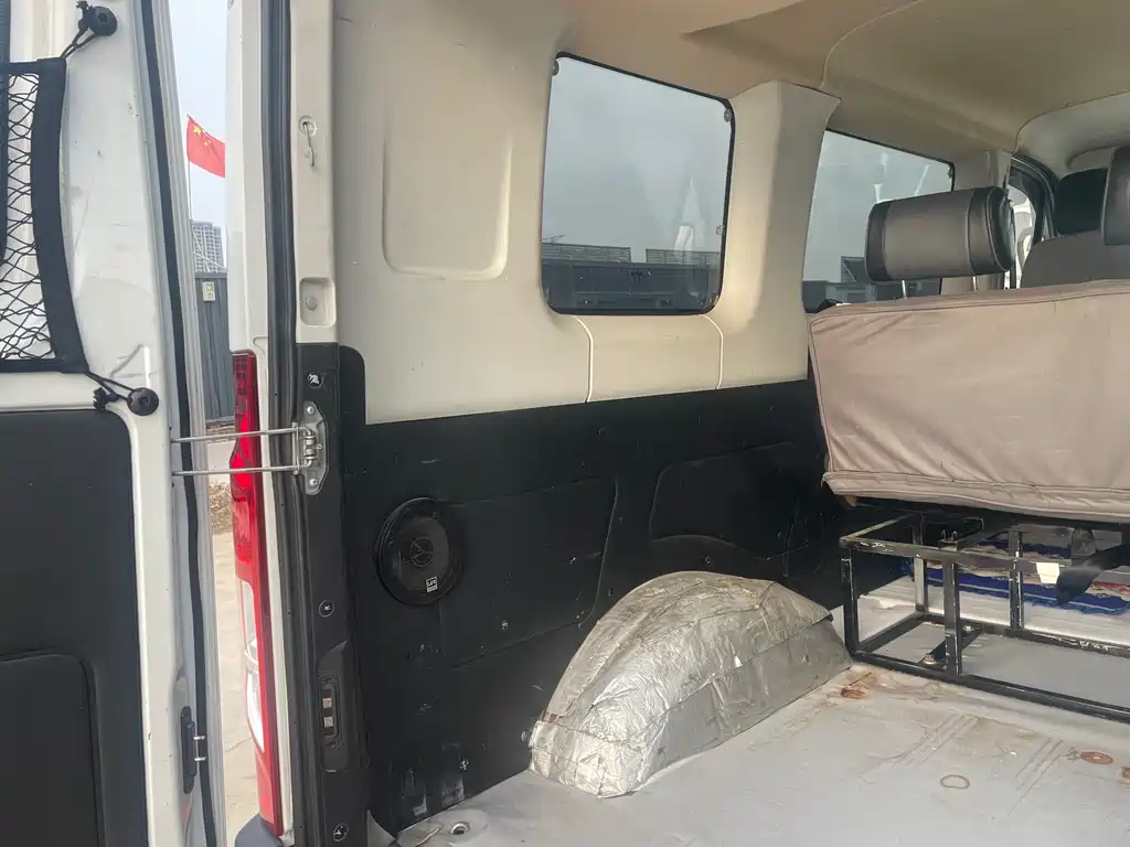 Iveco Wolfson 2020 3.0T 30th Anniversary Manual All-Round Version F1C купить на сайте DeffCars