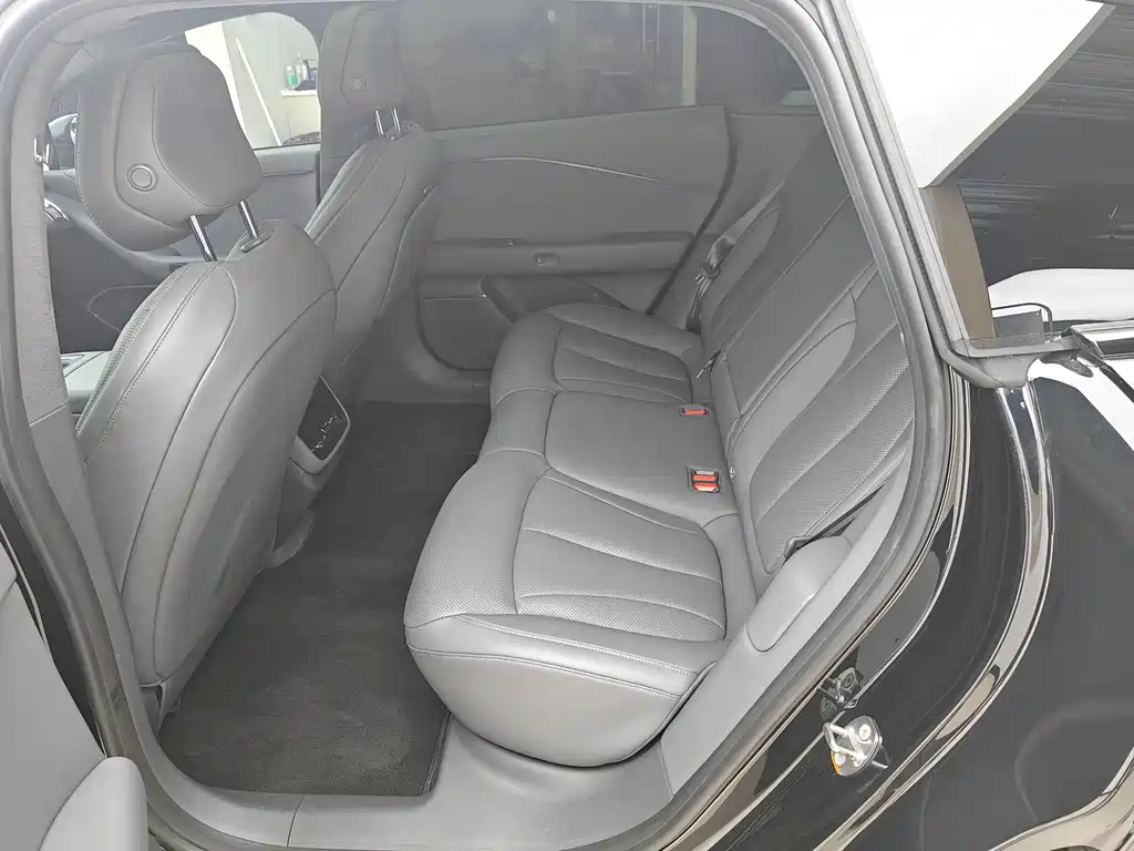 Xpeng P7+ 2024 Long Battery Life Max купить на сайте DeffCars