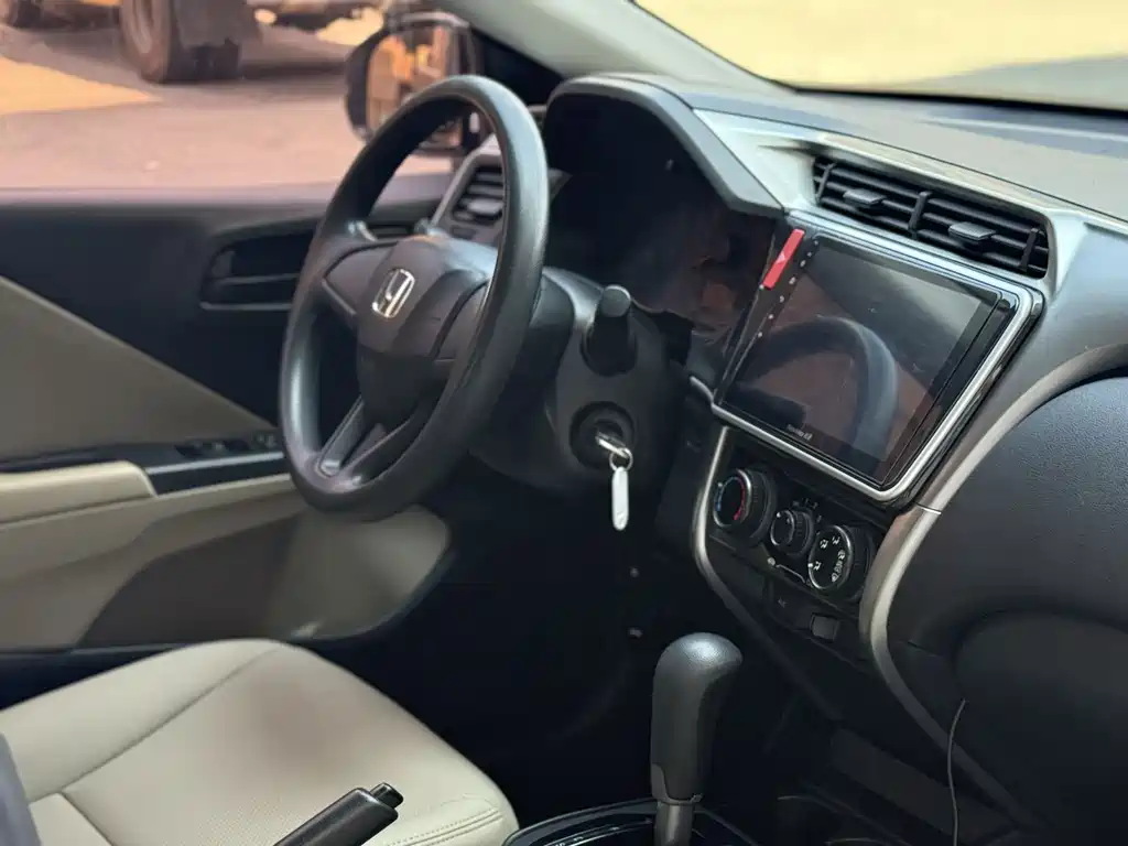 Fengfan 2017 1.5L CVT Comfort Edition купить на сайте DeffCars