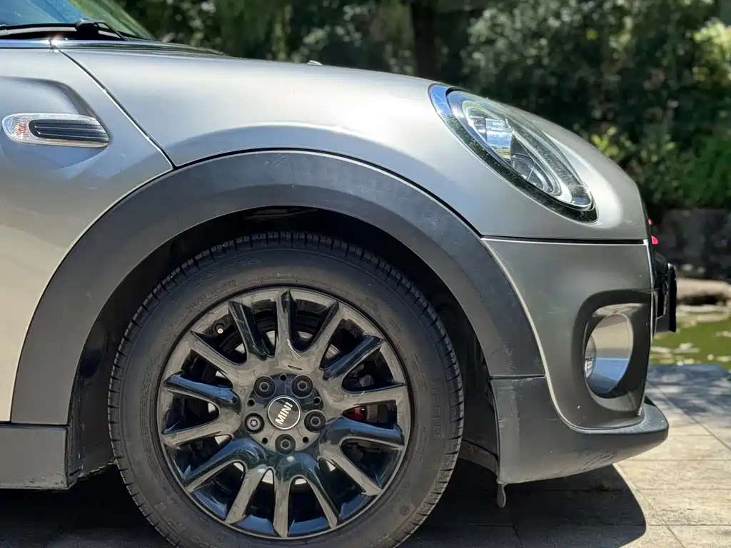 MINI 2018 1.5T COOPER Classic Five-Door Edition купить на сайте DeffCars