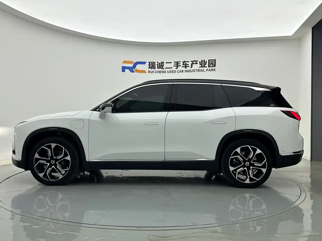 NIO ES8 2020 580KM six-seater version купить на сайте DeffCars