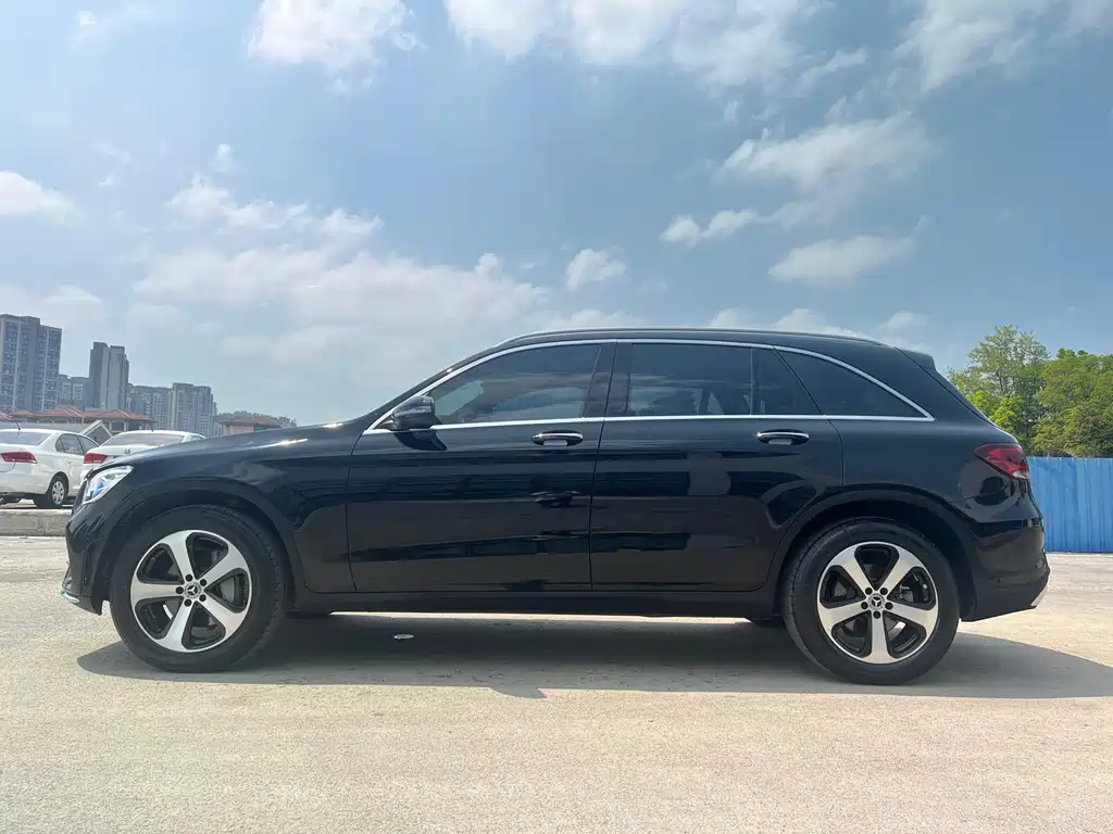 Mercedes-Benz GLC 2022 facelift three GLC 260 L 4MATIC dynamic type купить на сайте DeffCars