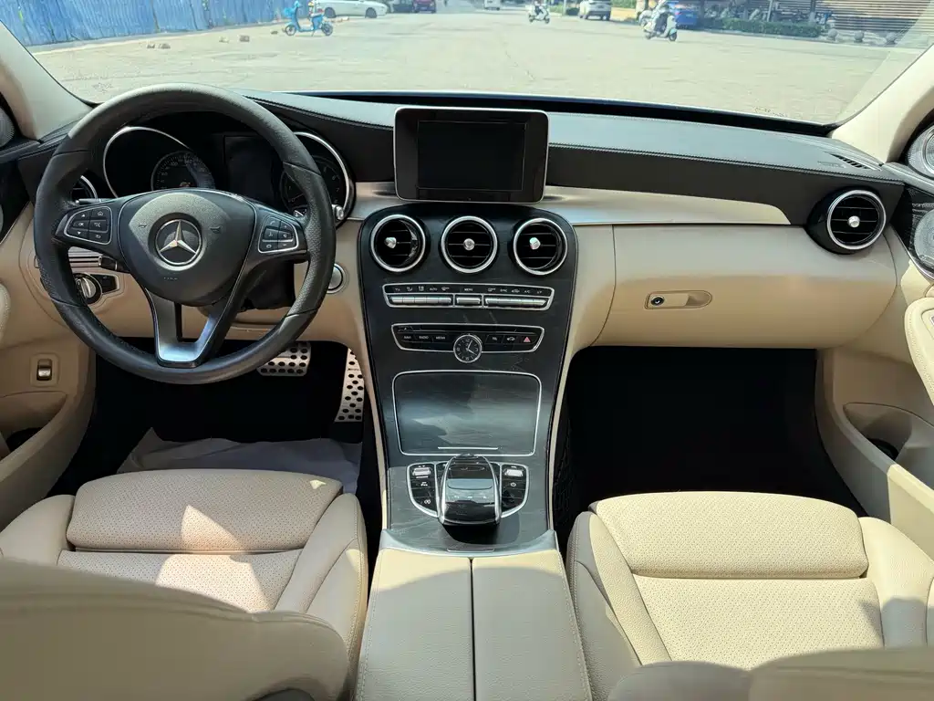Mercedes-Benz C-Class 2018 C 200 L Sports Edition купить на сайте DeffCars