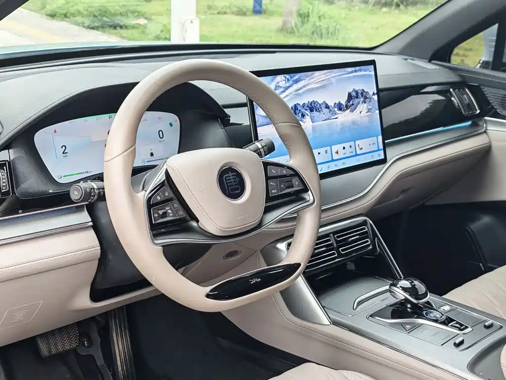 Tangxin Energy 2024 DM-i Honor Edition 112KM Premium Type купить на сайте DeffCars
