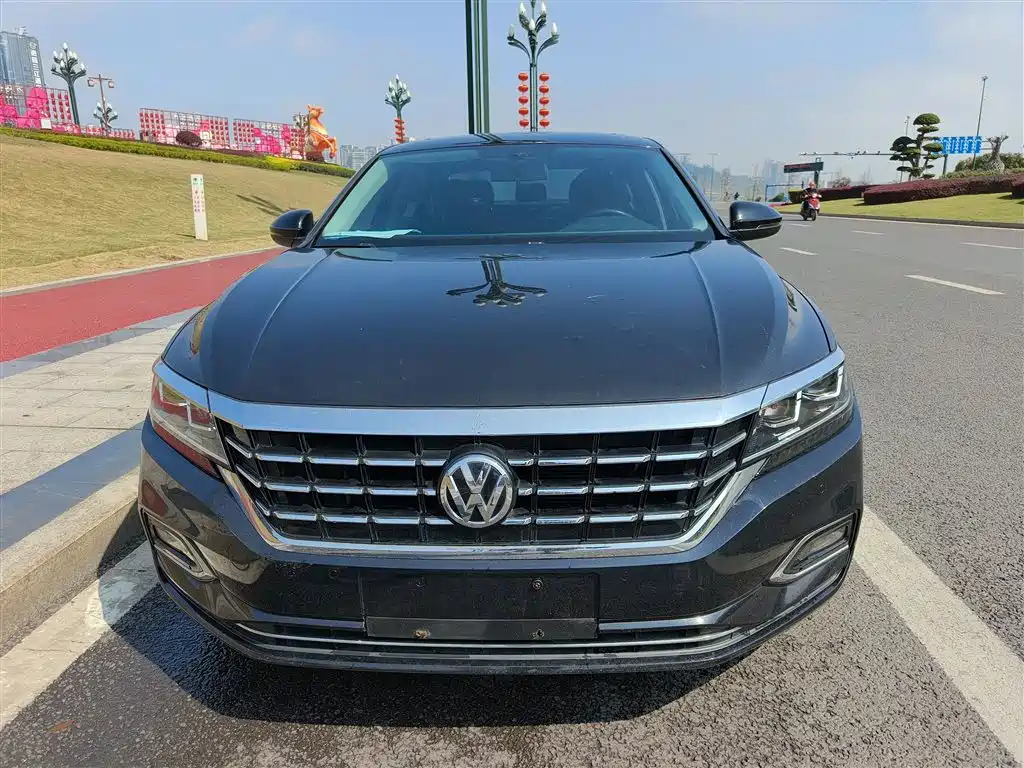 Passat 2019 330TSI Elite Edition National V купить на сайте DeffCars