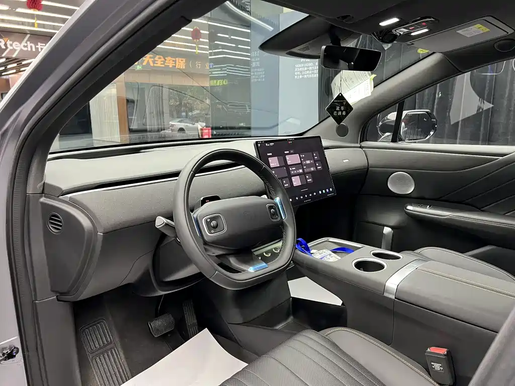 Changan Qiyuan E07 2025 pure electric four-wheel drive 90kWh Dacheng version купить на сайте DeffCars