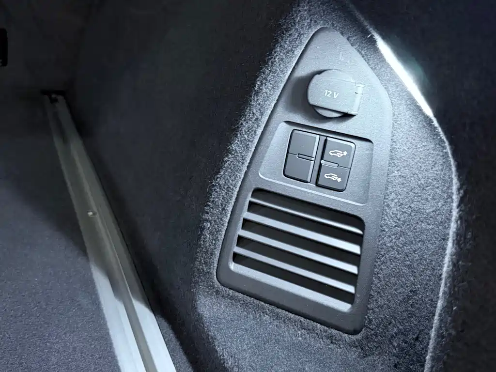 Touareg 2019 3.0TSI Razor Edition China VI купить на сайте DeffCars