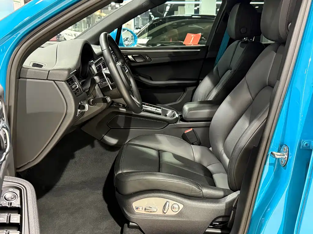 Macan 2022 Macan 2.0T купить на сайте DeffCars