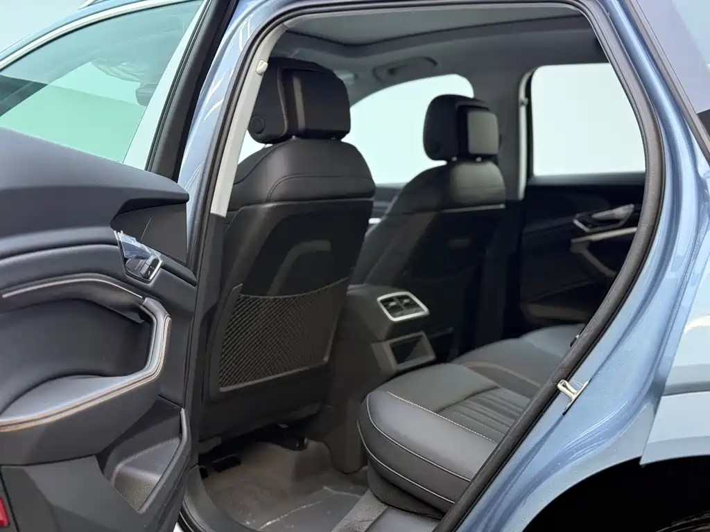Audi e-tron 2021 50 quattro luxury model купить на сайте DeffCars