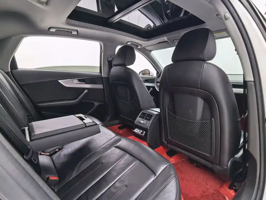 Audi A4L 2019 40 TFSI Fashion Type National V купить на сайте DeffCars