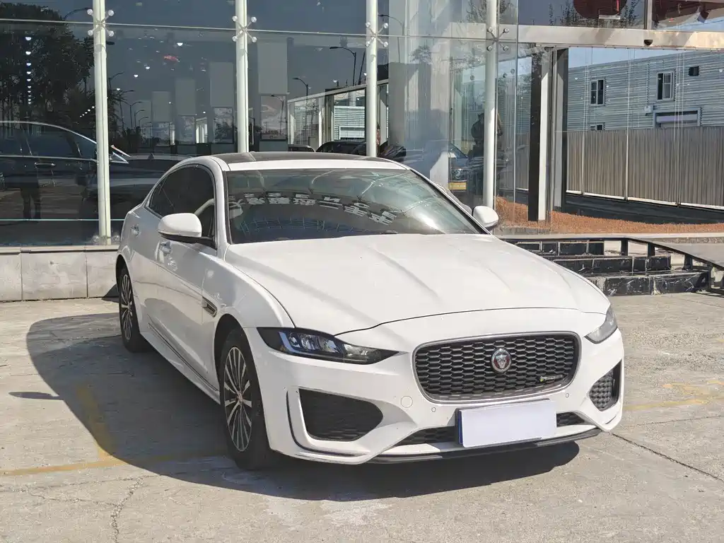 Jaguar XEL 2021 2.0T 200PS R-DYNAMIC Youth Sports Edition купить на сайте DeffCars