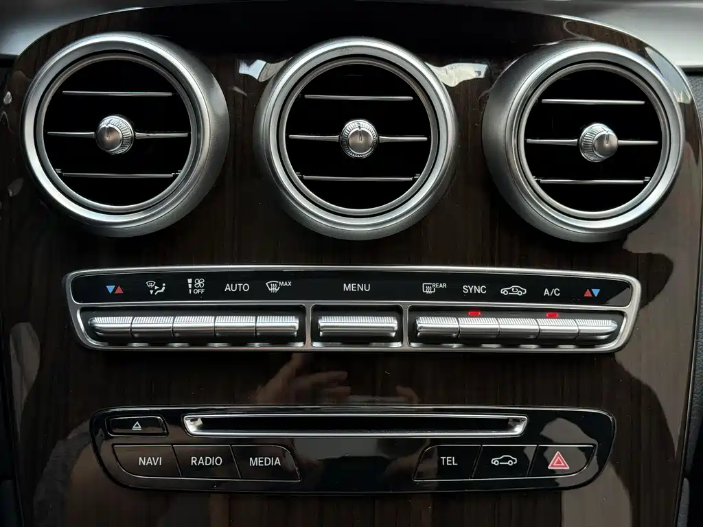 Mercedes-Benz GLC 2019 GLC 260 L 4MATIC luxury model купить на сайте DeffCars