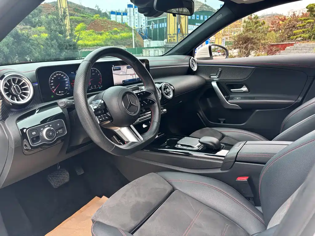 Mercedes-Benz A-Class 2023 A 200 L Fashion Model купить на сайте DeffCars