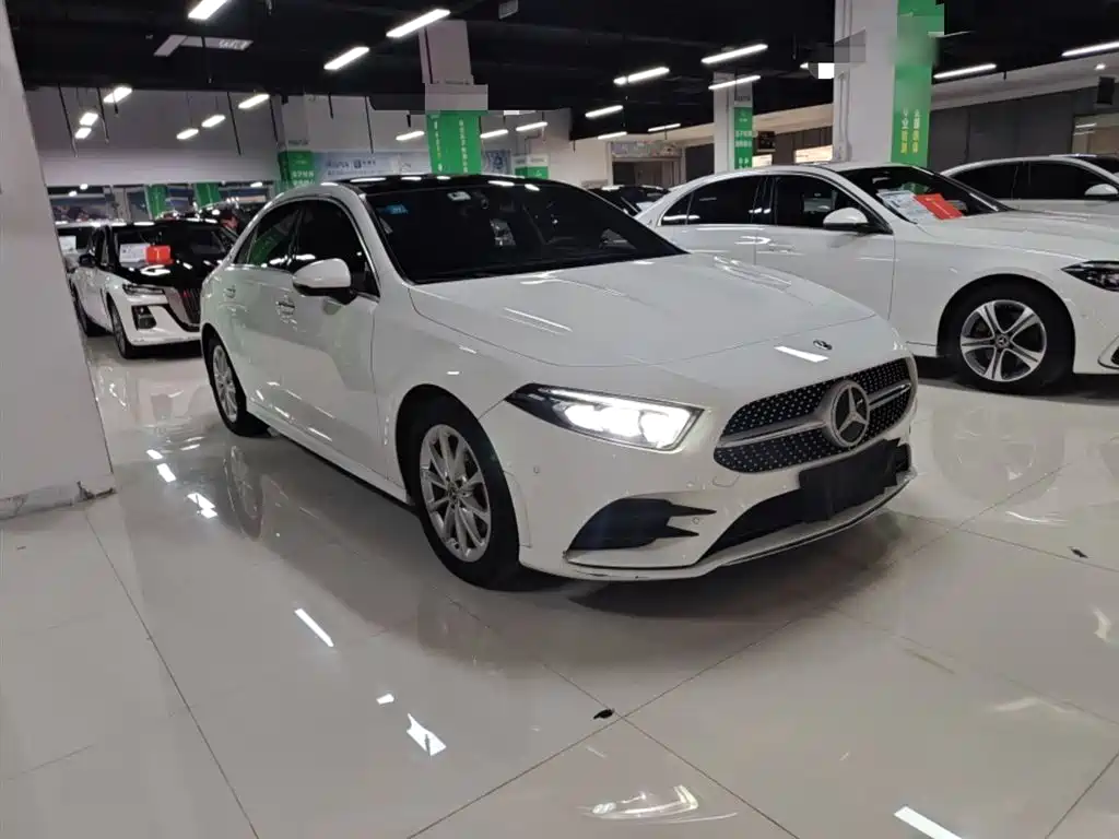Mercedes-Benz A-Class 2020 A 200 L Sports Sedan купить на сайте DeffCars