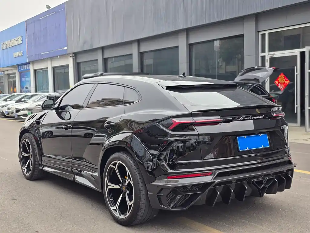 Urus 2018 4.0T V8 купить на сайте DeffCars