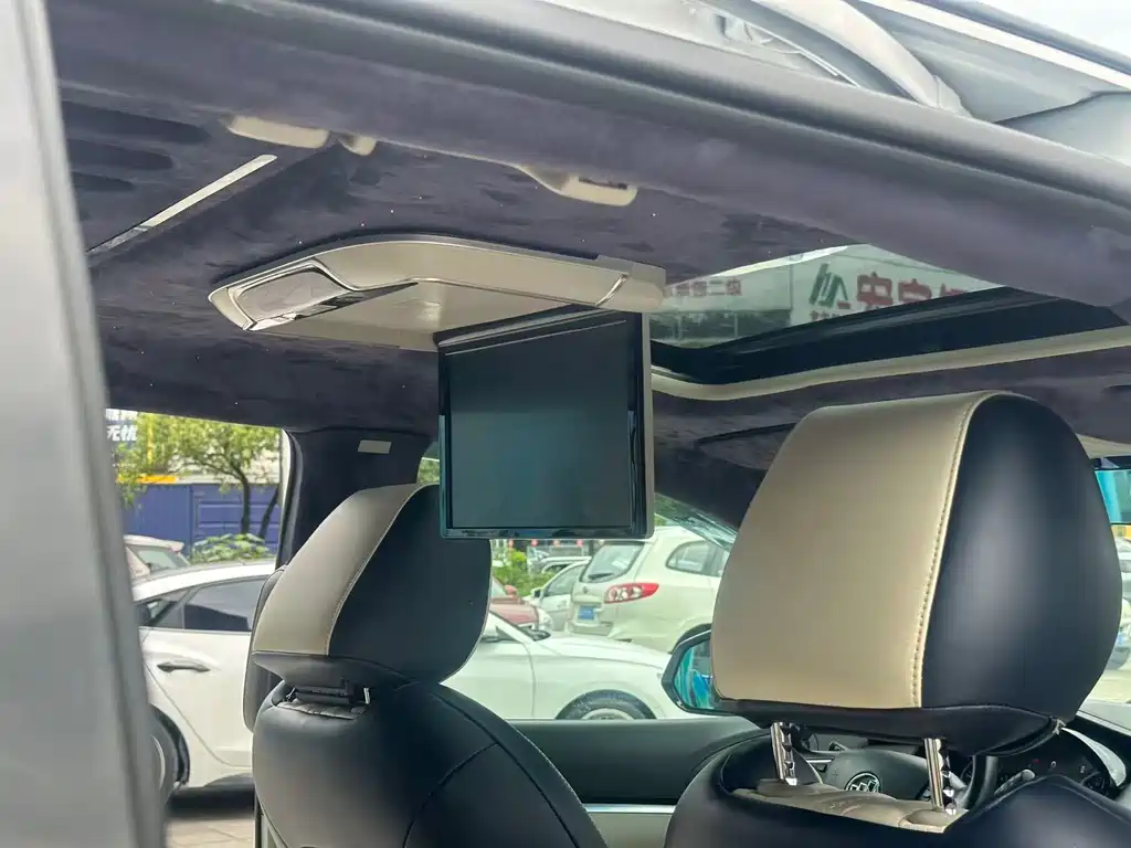 Buick GL8 2021 Land Business Class 652T Luxury купить на сайте DeffCars