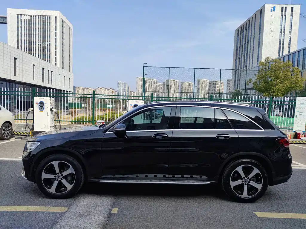 Mercedes-Benz GLC 2022 GLC 260 L 4MATIC Dynamic купить на сайте DeffCars