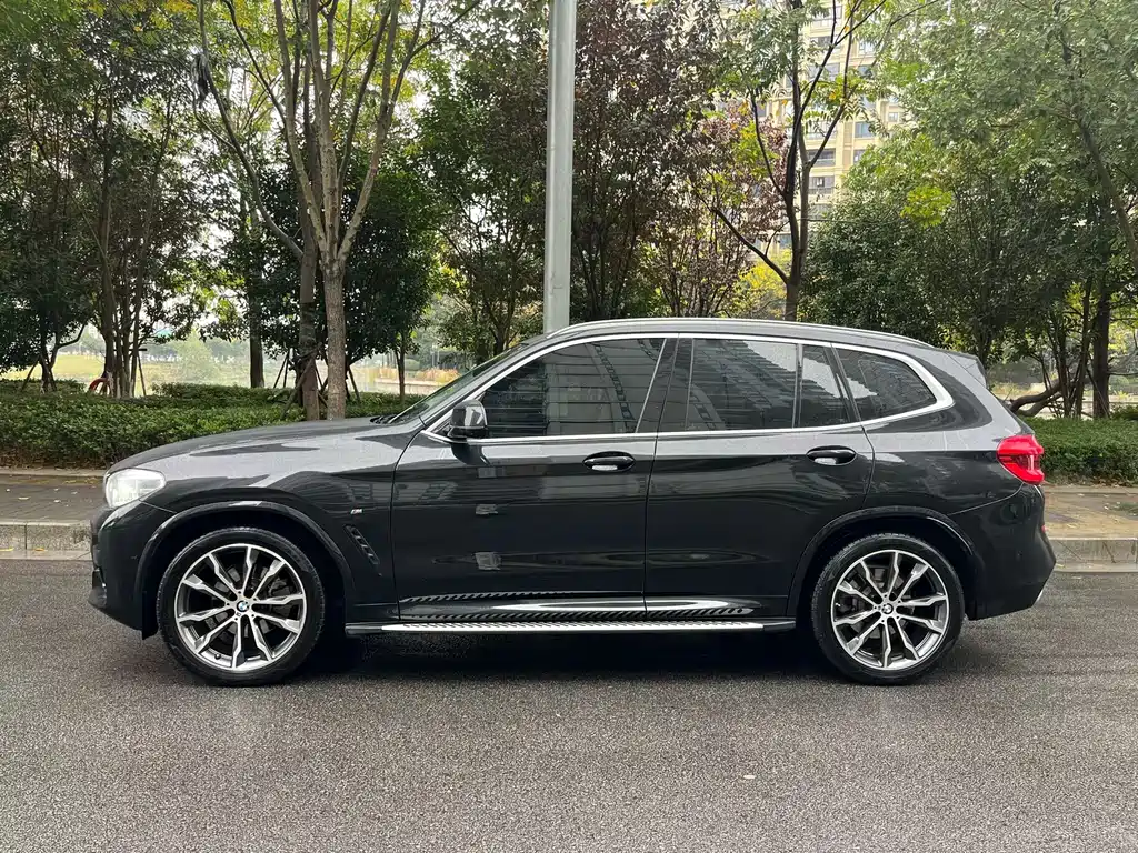 BMW X3 2021 xDrive30i Leading M Sports Package купить на сайте DeffCars