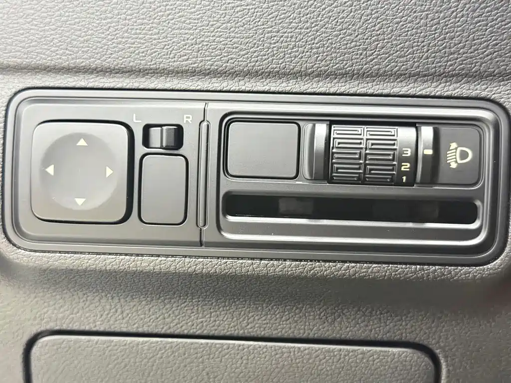 Vision X3 2021 PRO 1.5L CVT Premium Type купить на сайте DeffCars