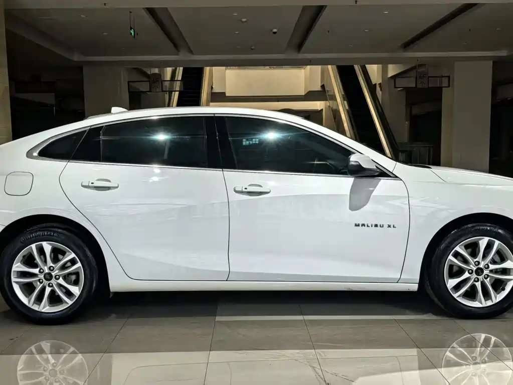 Malibu XL 2018 530T automatic Rui Chi version купить на сайте DeffCars