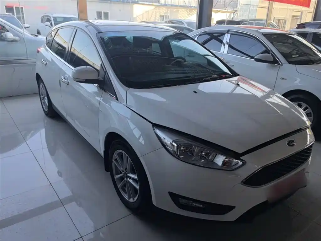 Focus 2018 hatchback classic 1.6L automatic stylish smart mobility version купить на сайте DeffCars