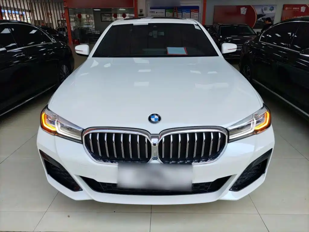BMW 5 Series 2021 525Li M Sports Package купить на сайте DeffCars
