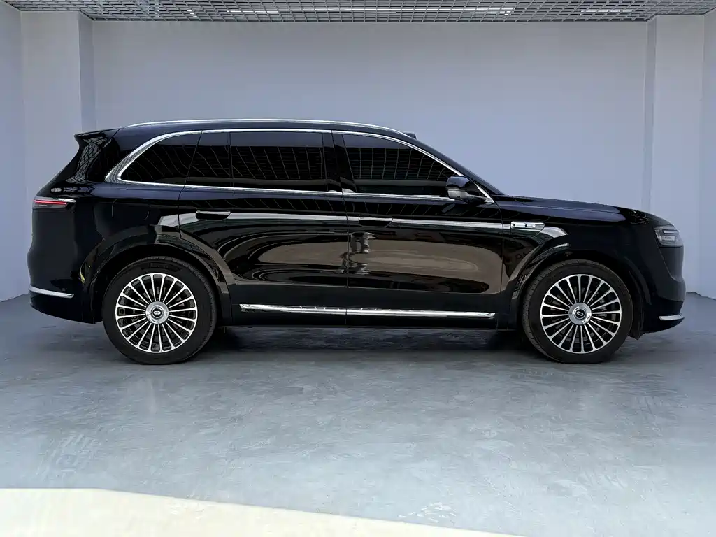 Wenjie M7 2026 extended range Max four-wheel drive version 5 seats (192-line lidar) купить на сайте DeffCars