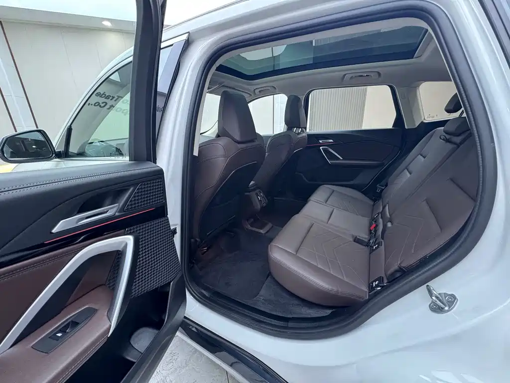 BMW X1 2024 sDrive20Li X Design Package купить на сайте DeffCars