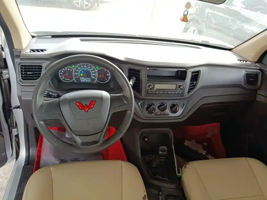 Hongguang V 2022 1.5L Enjoyable Edition Electric Power Assist LAR купить на сайте DeffCars