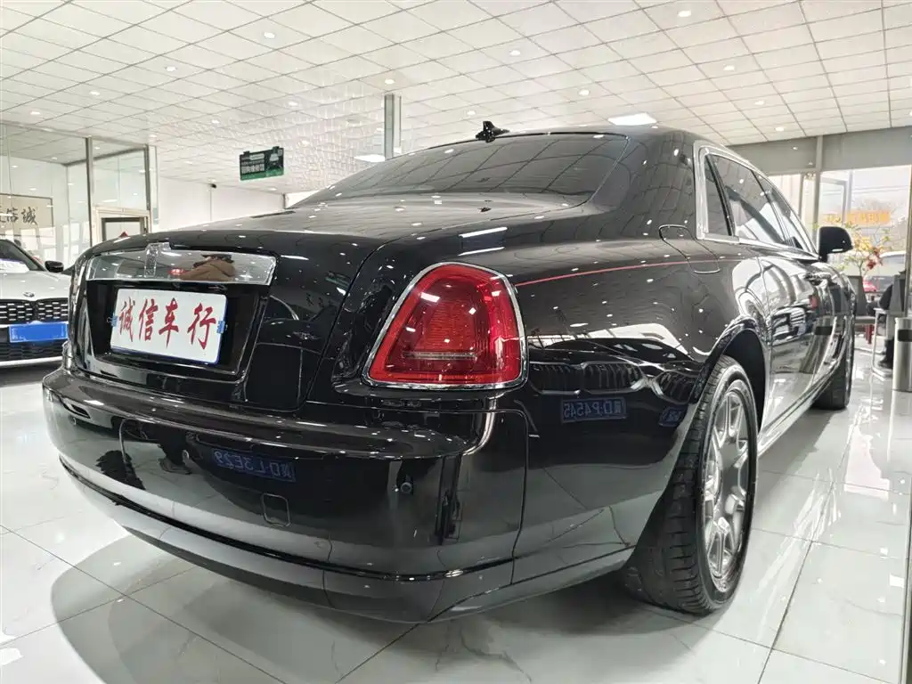 Ghost 2014 6.6T extended version купить на сайте DeffCars