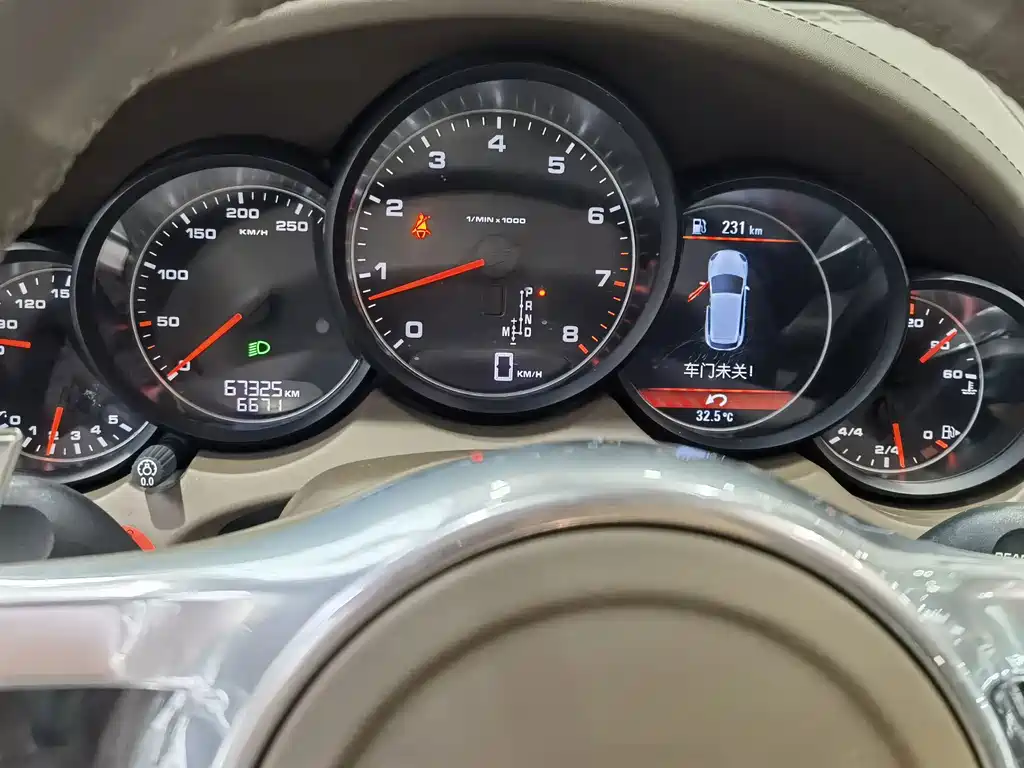 Cayenne 2014款 Platinum Edition 3.0T купить на сайте DeffCars
