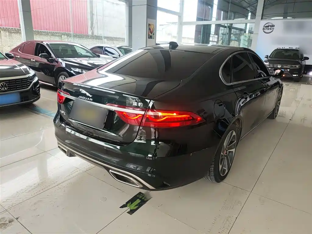 Jaguar XFL 2022 XFL 2.0T P200 2WD Elite Deluxe Edition купить на сайте DeffCars